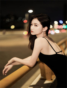 军人边走边吮她的花蒂,光棍天堂2019在线